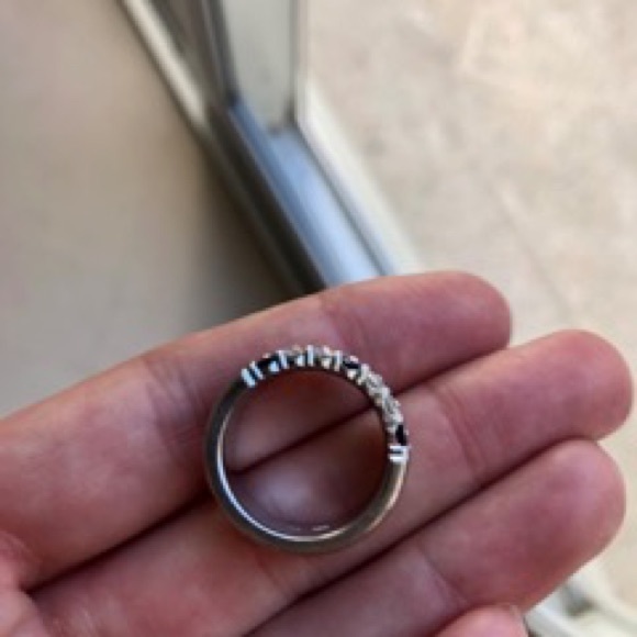 14k White Gold Diamond and Sapphire Ring - Picture 4 of 4